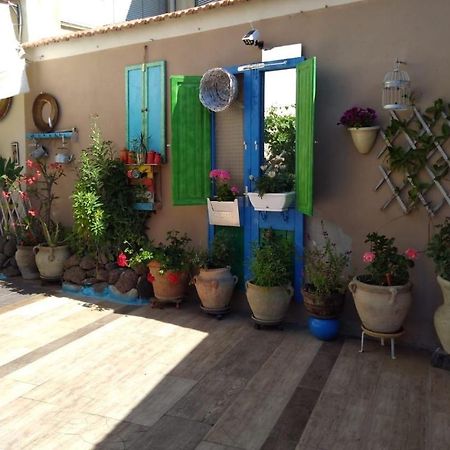 לינה וארוחת בוקר San Sperate Stanza Privata Casa Artistica Mariola מראה חיצוני תמונה