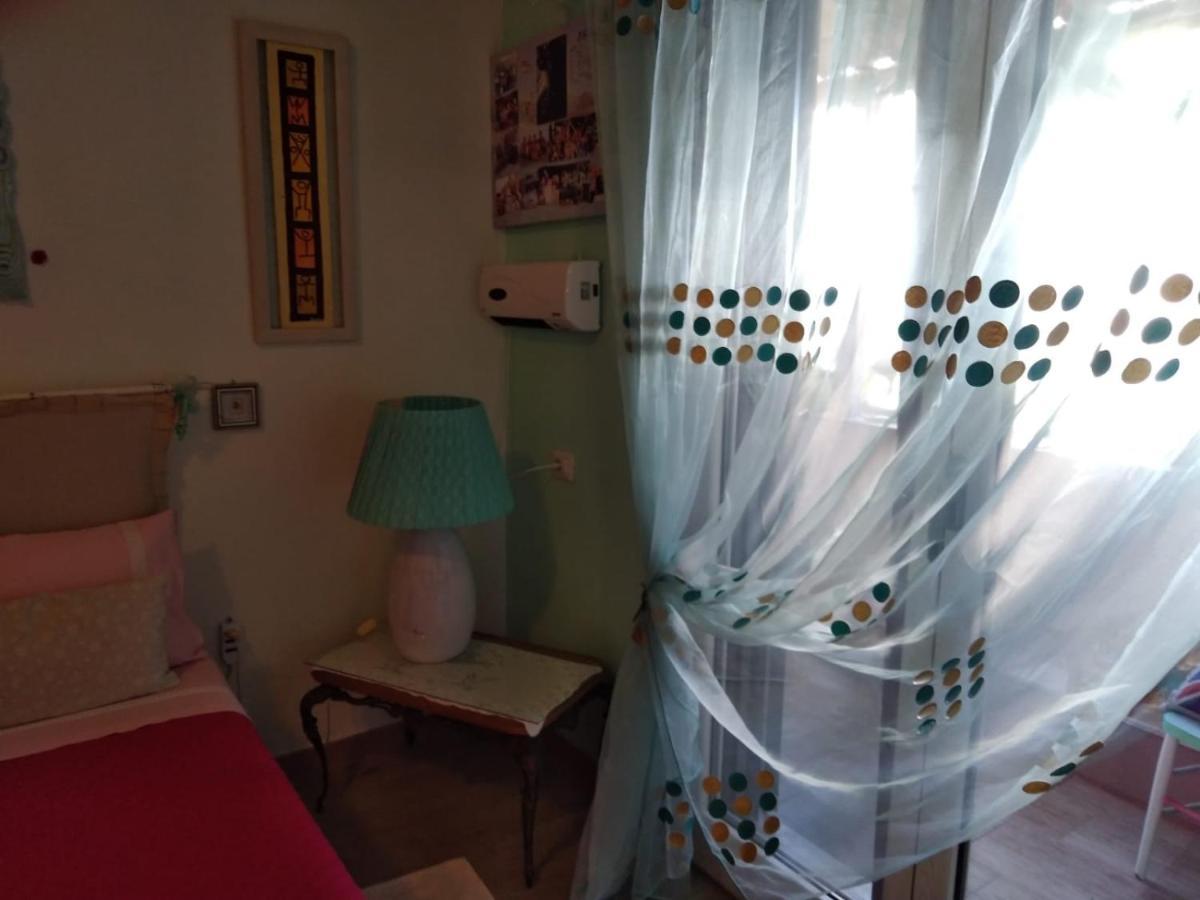 לינה וארוחת בוקר San Sperate Stanza Privata Casa Artistica Mariola מראה חיצוני תמונה